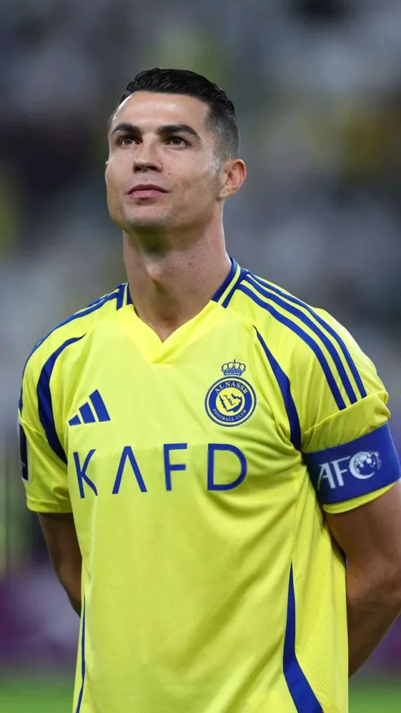 Ronaldo con la camiseta del Al-Nassr