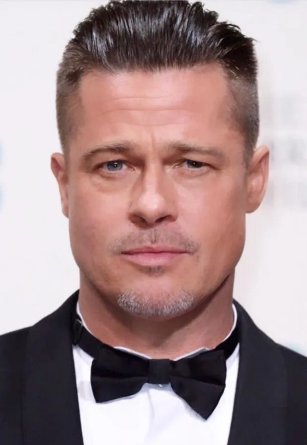 Productos recomendados para peinar el corte de pelo Tyler Durden: arcilla mate y spray texturizante